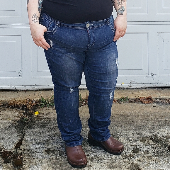 almost famous jeans rn 97230